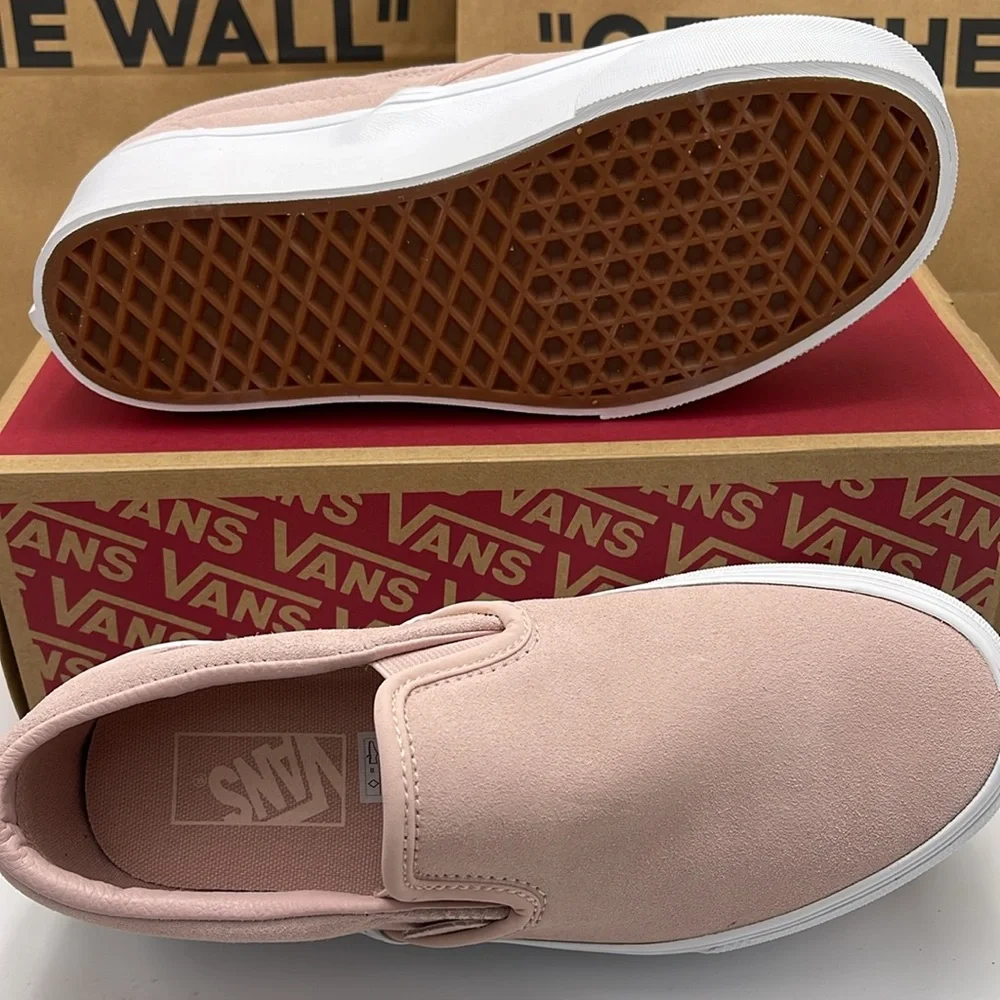 Vans WMNS Platform Sneakers Classic Slip-On Stackform Mono Embroidery Rose Smoke